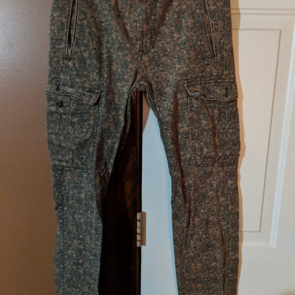 Men's Levi Cargo Straight Pants